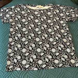 Loft Navy Floral Top Size Medium
